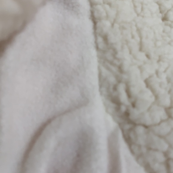 Abercrombie Kids Sherpa Pink Velvet Zip UpHoodie 16 XL NWT - Picture 5 of 5